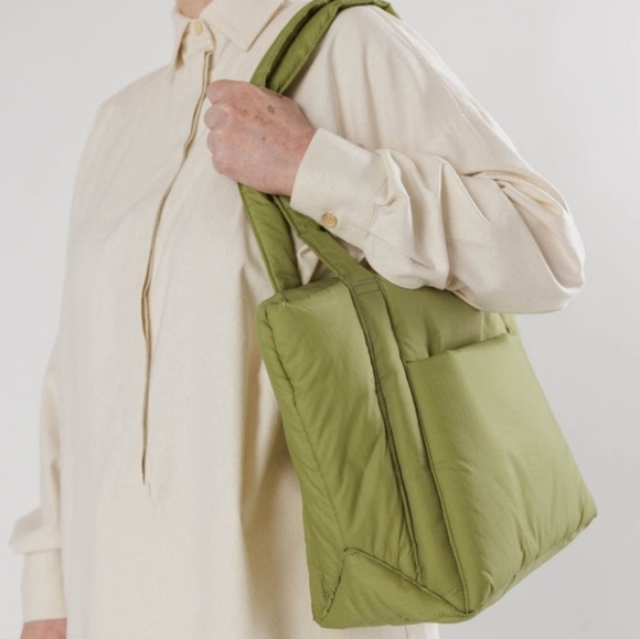 BAGGU Handbags - Baggu Puffy Mini Tote Pistachio